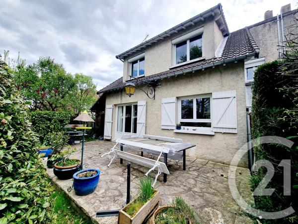 Maison à vendre  6 pièces - 114,29 m2 LE PERRAY EN YVELINES - 78