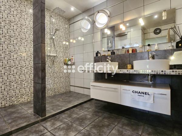 Maison 7 pièces - 167 m²