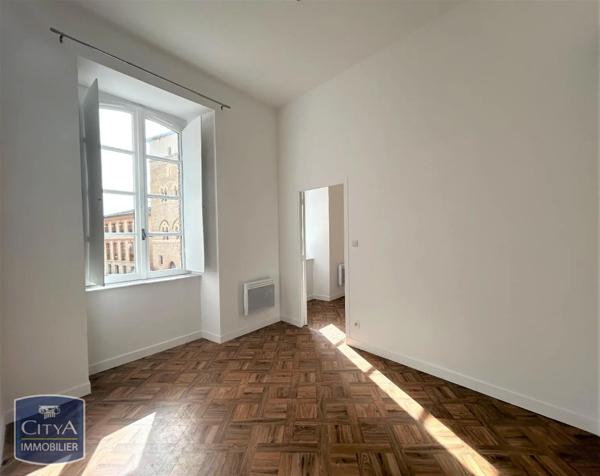 Appartement à louer 2 pièces 41.79m²