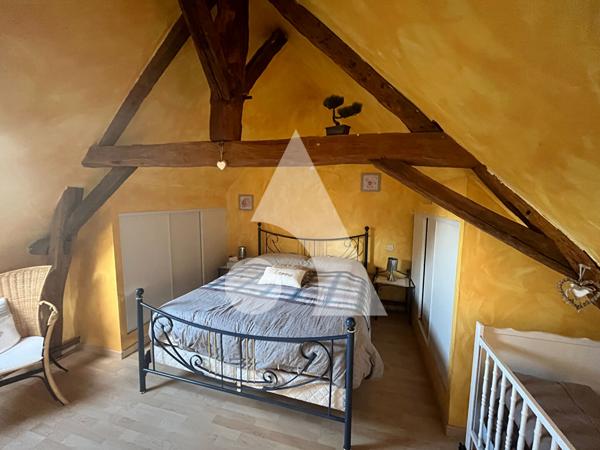 Maison 11 pièces 242 m2