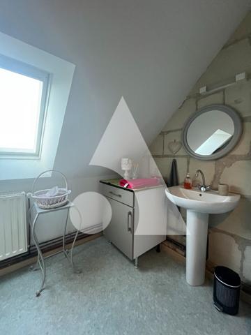 Maison 11 pièces 242 m2