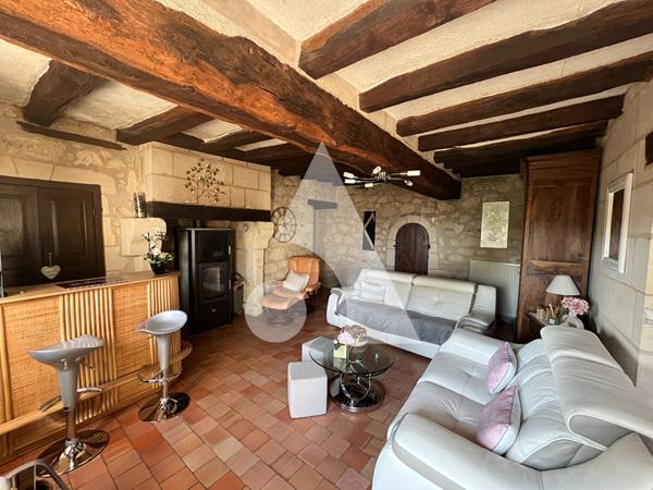 Maison 11 pièces 242 m2