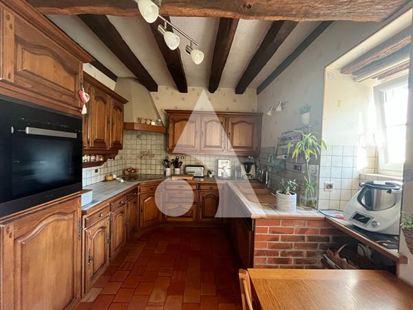 Maison 11 pièces 242 m2