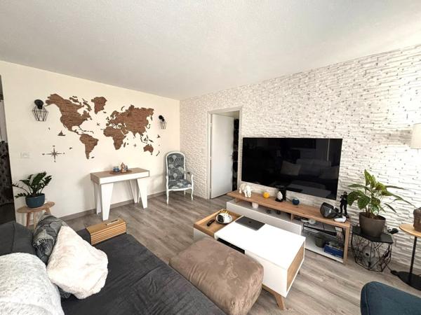 Parking + appartement