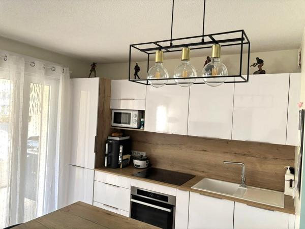 Parking + appartement