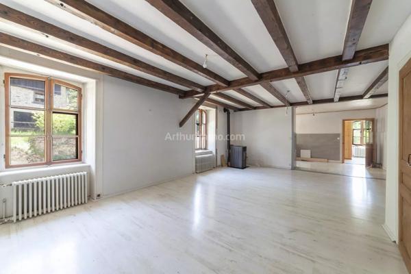Vente                                                      Appartement
                        
                     6 pièces                      175 m2                     à Les Gras