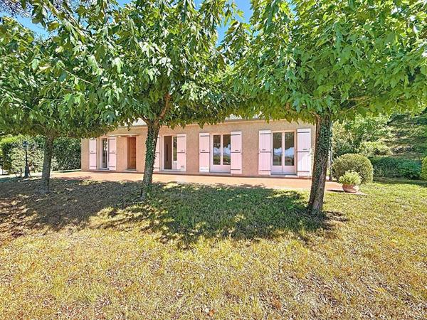 EXCLUSIVITE MONTVENDRE Maison de 127 m² plain pied 4 chambres sur parcelle de 6 100 m²