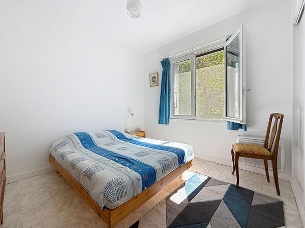 EXCLUSIVITE MONTVENDRE Maison de 127 m² plain pied 4 chambres sur parcelle de 6 100 m²