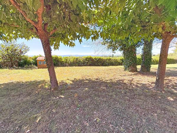EXCLUSIVITE MONTVENDRE Maison de 127 m² plain pied 4 chambres sur parcelle de 6 100 m²