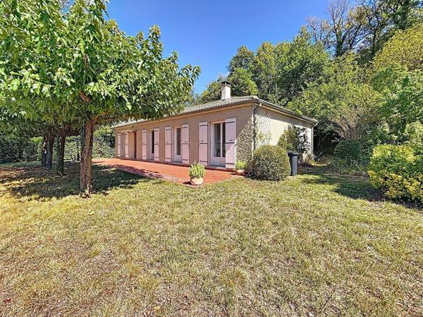 EXCLUSIVITE MONTVENDRE Maison de 127 m² plain pied 4 chambres sur parcelle de 6 100 m²