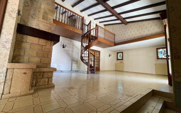 Maison à vendre    6 pièces •  La Grande-Motte