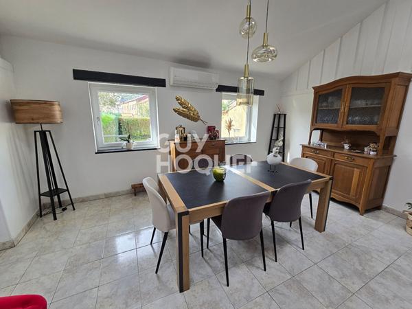 Maison OEUTRANGE 6 pièce(s) 168.94 m2