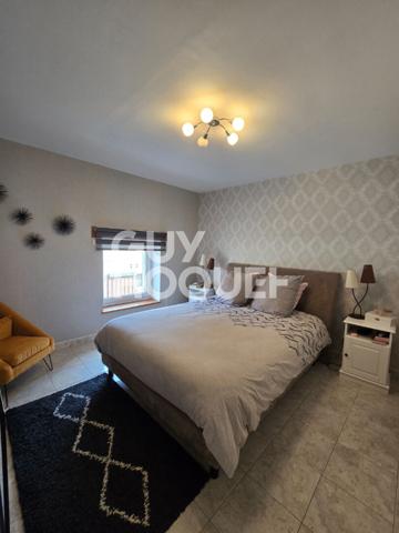 Maison OEUTRANGE 6 pièce(s) 168.94 m2