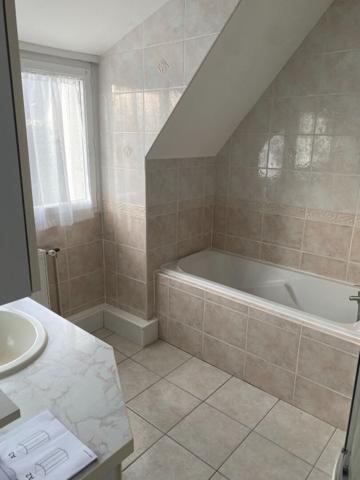 EN EXCLUSIVITE A CHECY MAISON 3 CHAMBRES