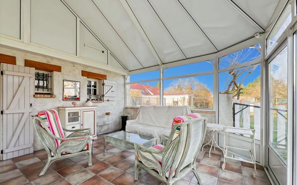 Maison à vendre    7 pièces •  Baule