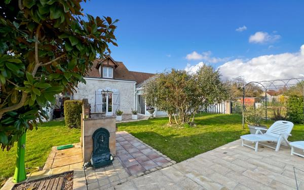 Maison à vendre    7 pièces •  Baule