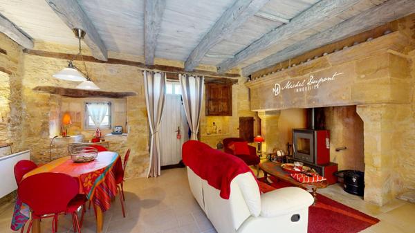 Ici, chaque pierre murmure le passé… et accueille votre avenir.