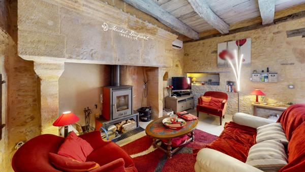 Ici, chaque pierre murmure le passé… et accueille votre avenir.