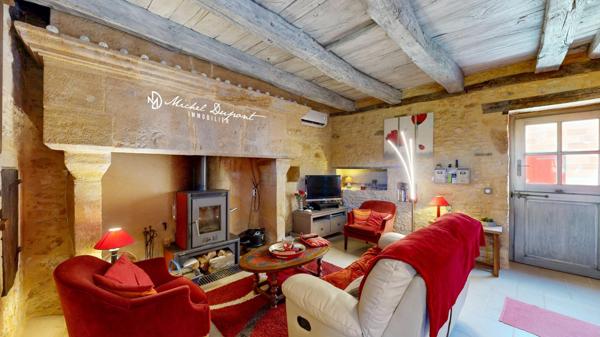 Ici, chaque pierre murmure le passé… et accueille votre avenir.