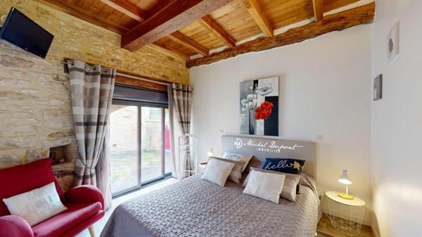 Ici, chaque pierre murmure le passé… et accueille votre avenir.