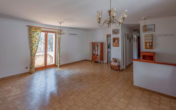 Maison à vendre    3 pièces • 73,51 m2 Sanary-sur-Mer