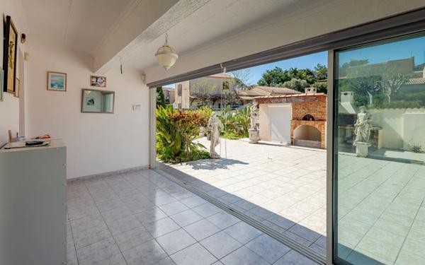Maison à vendre    3 pièces • 73,51 m2 Sanary-sur-Mer