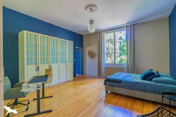 Maison à vendre |  Bruges |  7 pièces | 238 m²