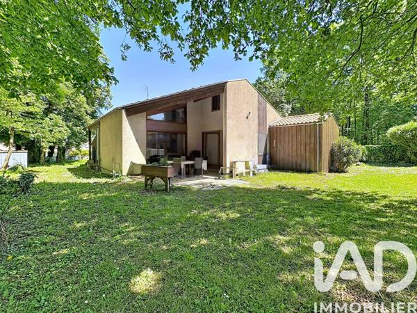 Maison à vendre 6 pièces 152 m² Roullet-Saint-Estèphe
