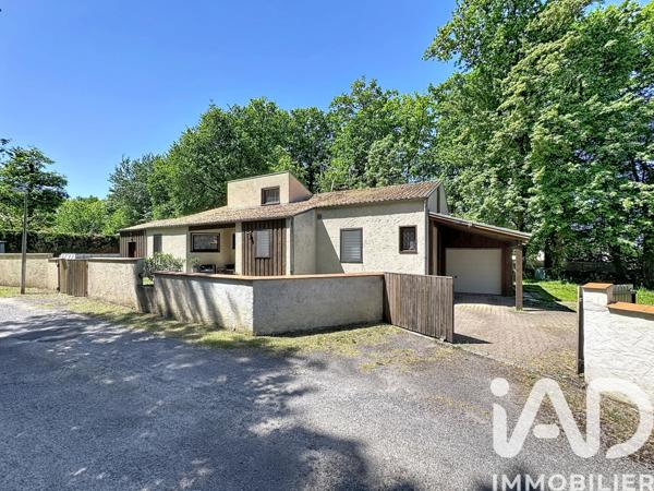 Maison à vendre 6 pièces 152 m² Roullet-Saint-Estèphe