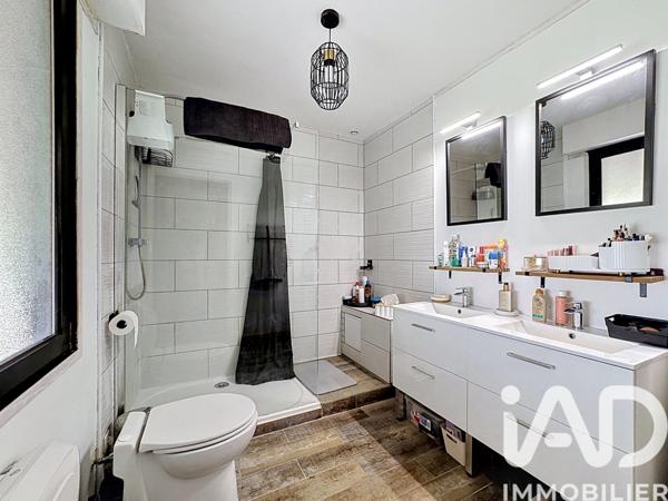 Maison à vendre 6 pièces 152 m² Roullet-Saint-Estèphe