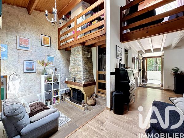 Maison à vendre 6 pièces 152 m² Roullet-Saint-Estèphe