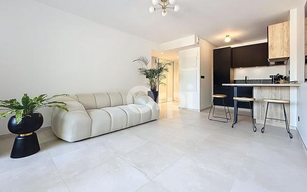 Appartement à vendre    3 pièces • 58,52 m2 Fréjus