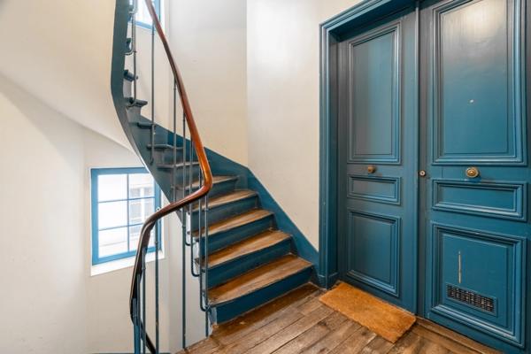 PARIS (75004) - CHARMANT T2 - 48m2 CARREZ - À RÉNOVER - TRÈS LUMINEUX - ADRESSE D'EXCEPTION DANS LE MARAIS