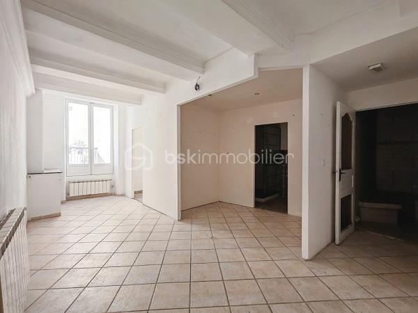 Immeuble de 149,65 m²