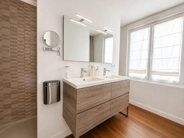 Maison à vendre 5 pièces LAVAL (53)