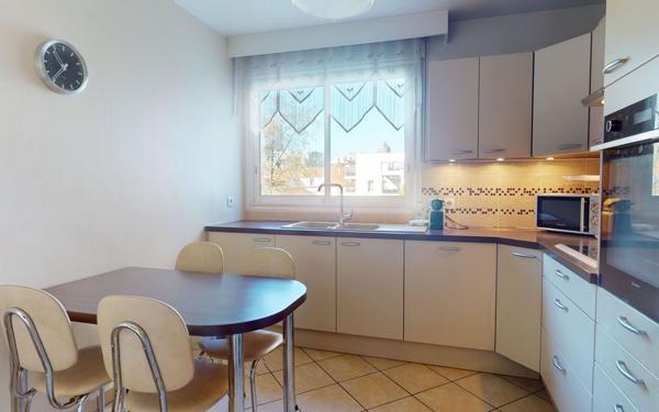 Appartement à vendre    4 pièces • 98,37 m2 Villeurbanne