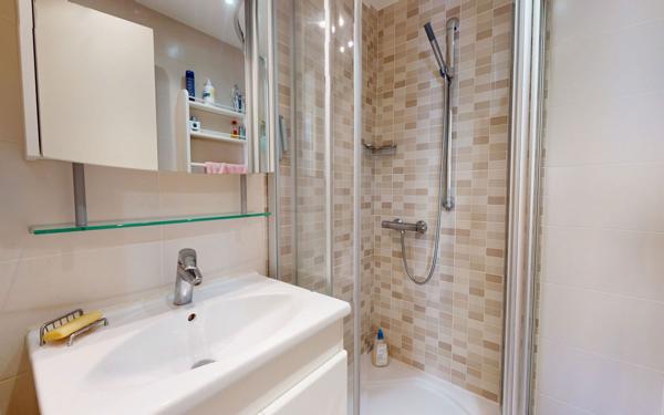 Appartement à vendre    4 pièces • 98,37 m2 Villeurbanne