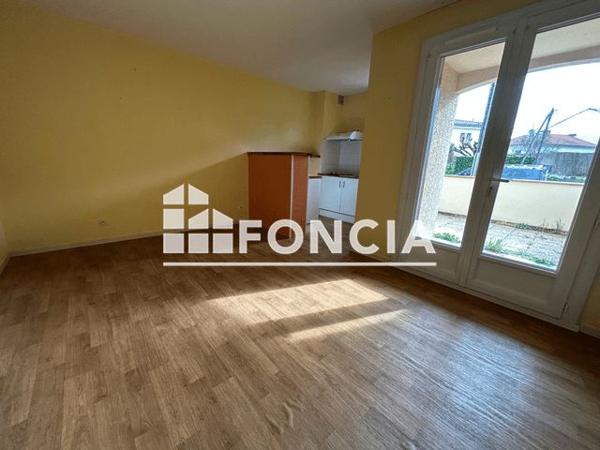 Location Studio 24.8 m² - 8 RUE JEAN DE LA FONTAINE Albi 81000