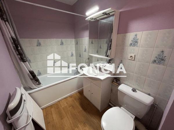 Location Studio 24.8 m² - 8 RUE JEAN DE LA FONTAINE Albi 81000