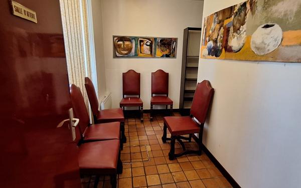 Maison à vendre    5 pièces • 264 m2 Montluçon