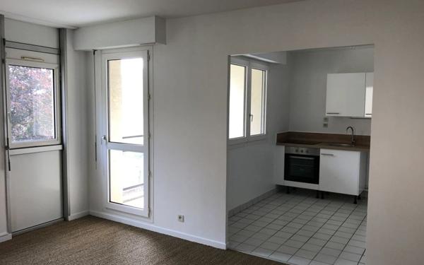 Appartement à louer    4 pièces •  Sainte-Adresse