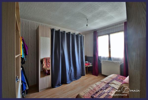 Maison à vendre 6 pièces de 139m² avec 4 chambres + Jardin ≈1000m² à JAUNAY-MARIGNY (86380)
