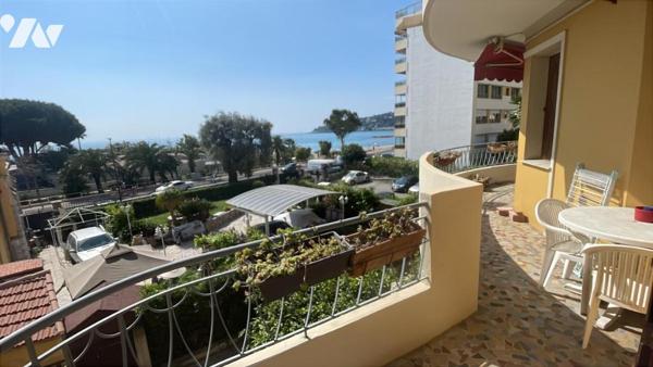 Roquebrune-Cap-Martin, résidence front de mer balcon vue mer parking collectif 