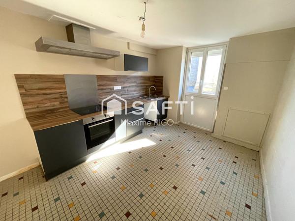 Maison de village 7 pièces 230m²