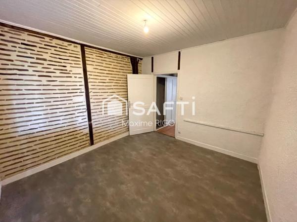 Maison de village 7 pièces 230m²