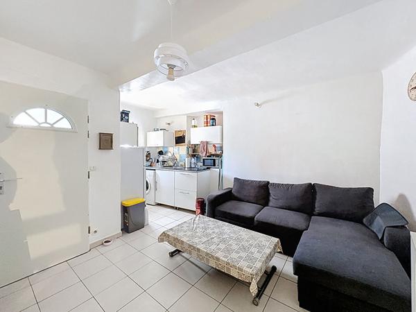 Appartement T2 en duplex Saint-Maximin avec garage de 22 m².