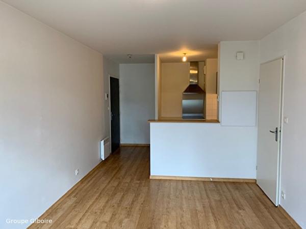 Appartement T2 à louer - 41 m² (réf : 556288)