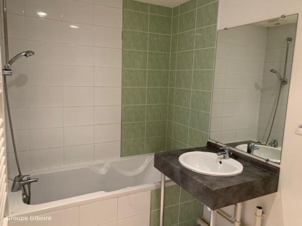Appartement T2 à louer - 41 m² (réf : 556288)