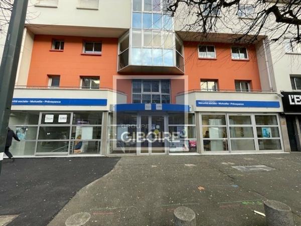 Local commercial - A LOUER (réf : 35.0122)