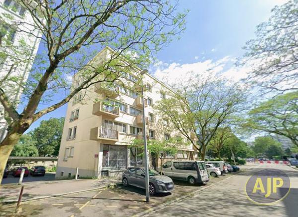 Parking à vendre Nantes : 0 m2 à 26 000€ - AJP Immobilier Nantes Ouest